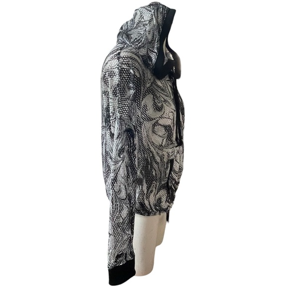 Victoria Sport Mesh hoodie Size Small - Picture 8 of 15